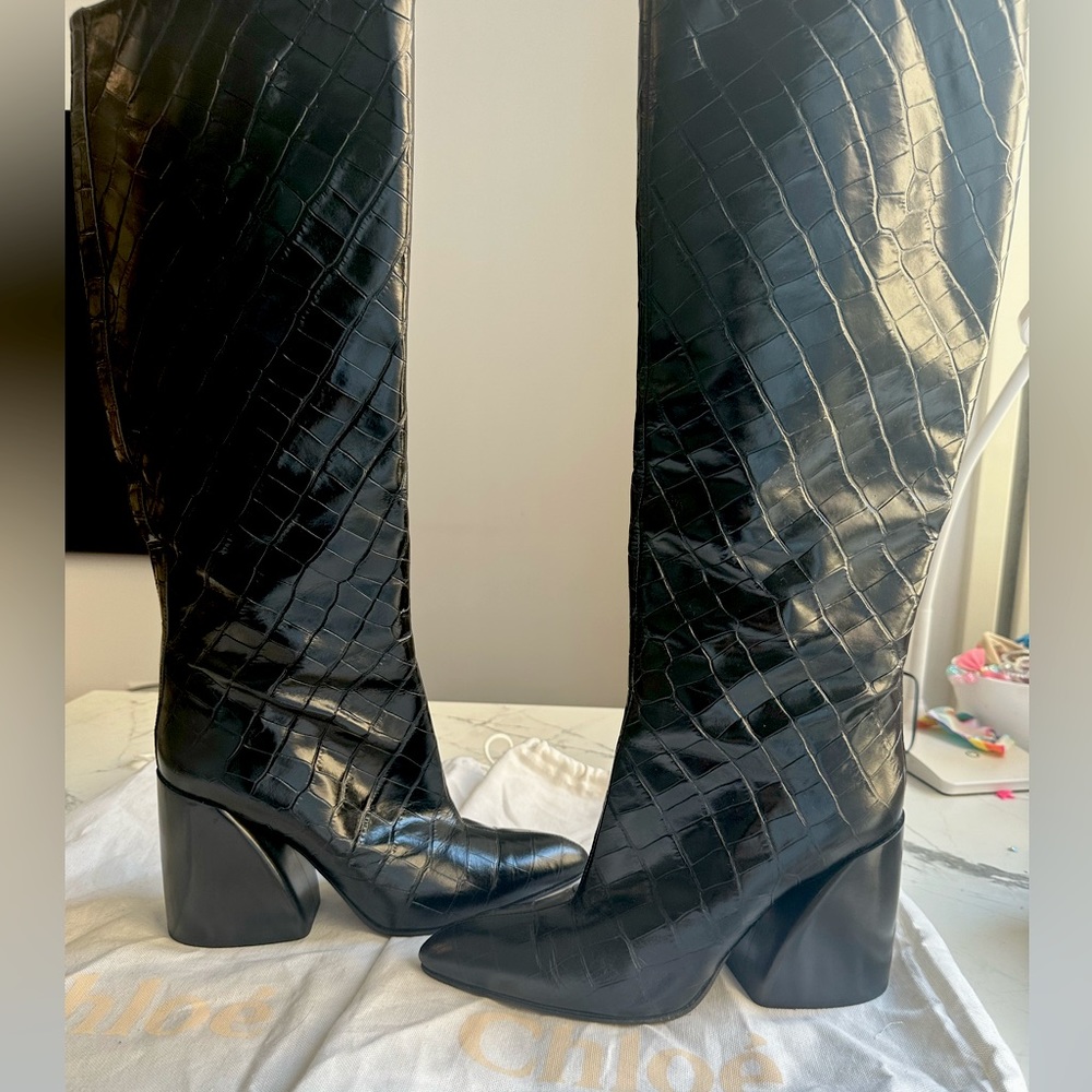 CHLOE WAVE CROC- EFFECT LEATHER BOOTS